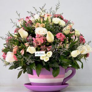 Arreglo-Floral-Con-Rosas- y-astromelias-Bogota-Turin