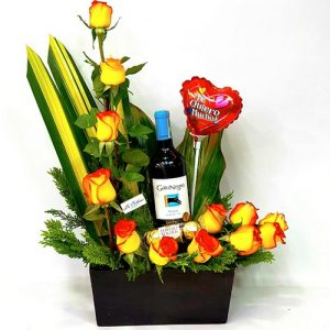 Arreglo Floral con Rosas y Vino Escocia