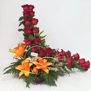 Arreglo Floral de 24 rosas y lirios Bogota