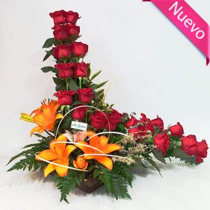 Arreglo Floral de 24 rosas y lirios Bogota