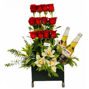Arreglo con Rosas y Cerveza Corona a domicilio Bogota