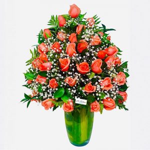 Arreglo floral con 36 rosas