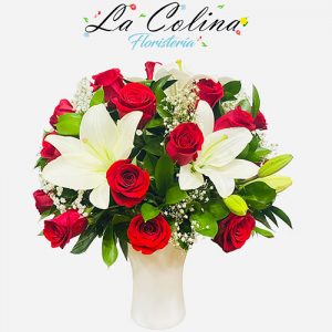 Jarrón de Rosas y Lirios Santa Paula