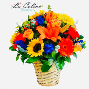 Canasto de flores tropical